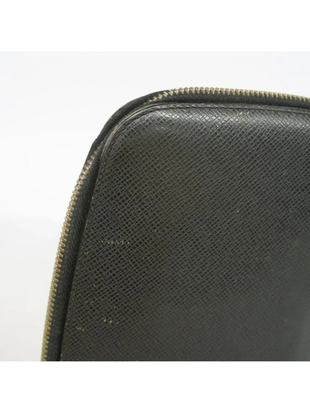 Louis Vuitton Wallet Taiga Organizer Atole Ardoise